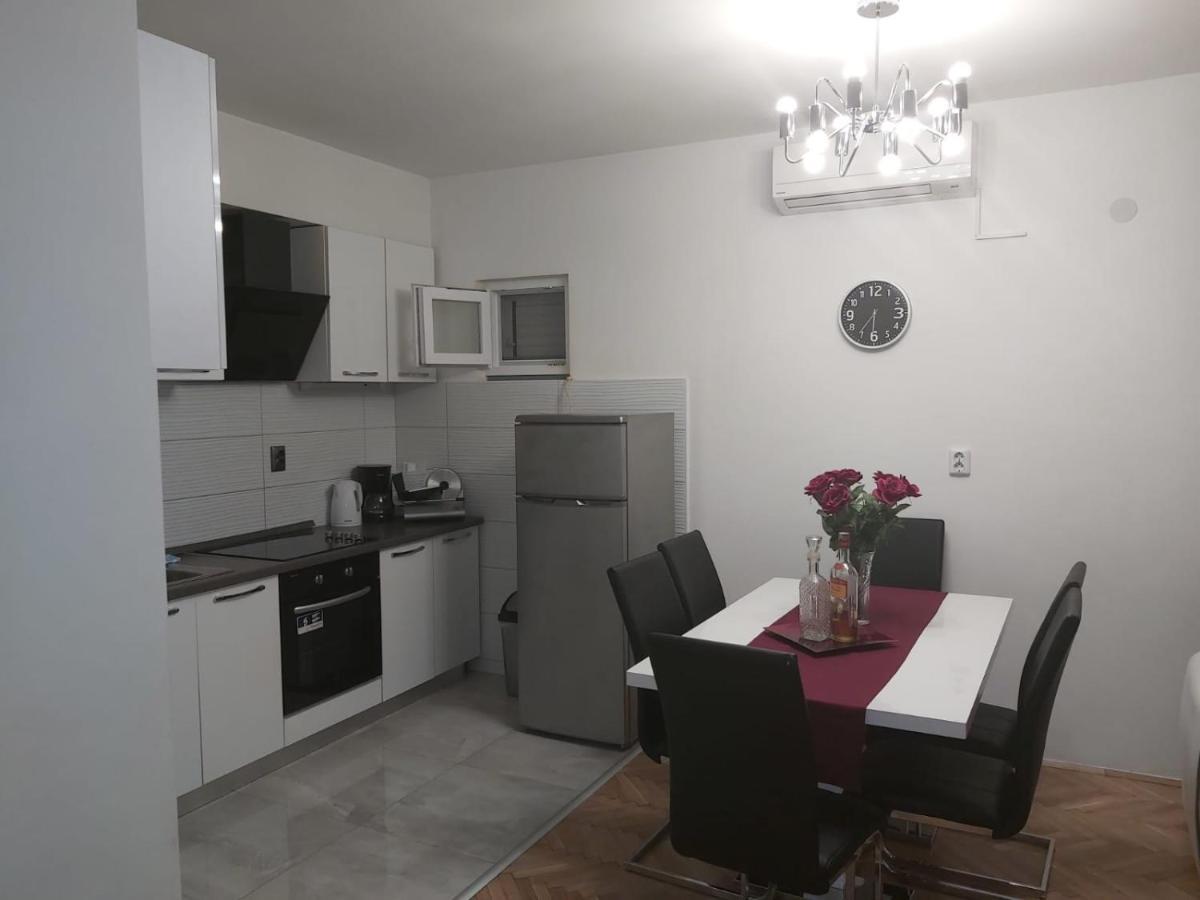 Apartment Ema Σπλιτ Εξωτερικό φωτογραφία